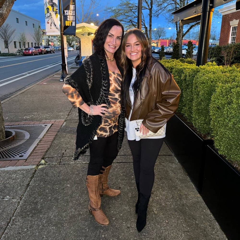 Meet your Posher, Shae